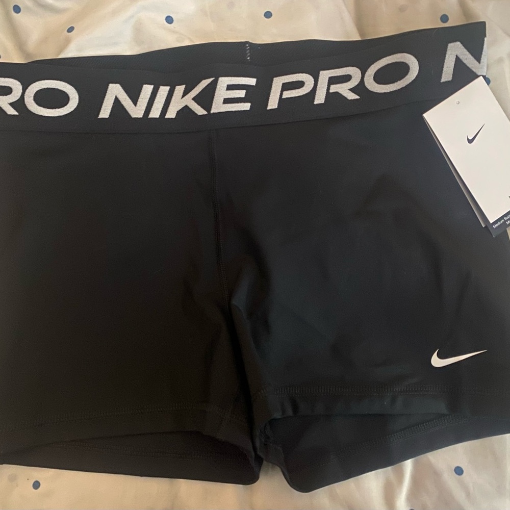 Nike Pro Black Athletic Shorts BMWT